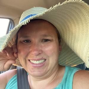 Meet your Posher, Helen